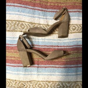 GUC Nude Suede Steve Madden Heel